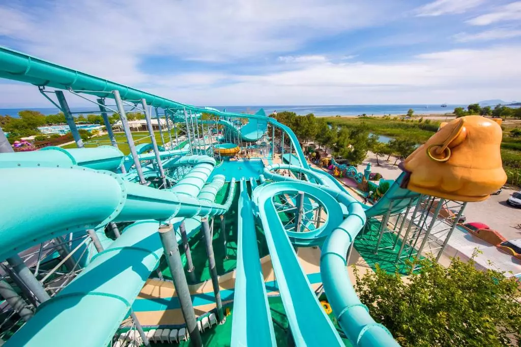 DAIMA BIZ RESORT